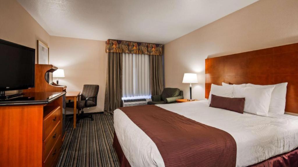 Best Western Plus Twin View Inn And Suites Redding Exteriér fotografie