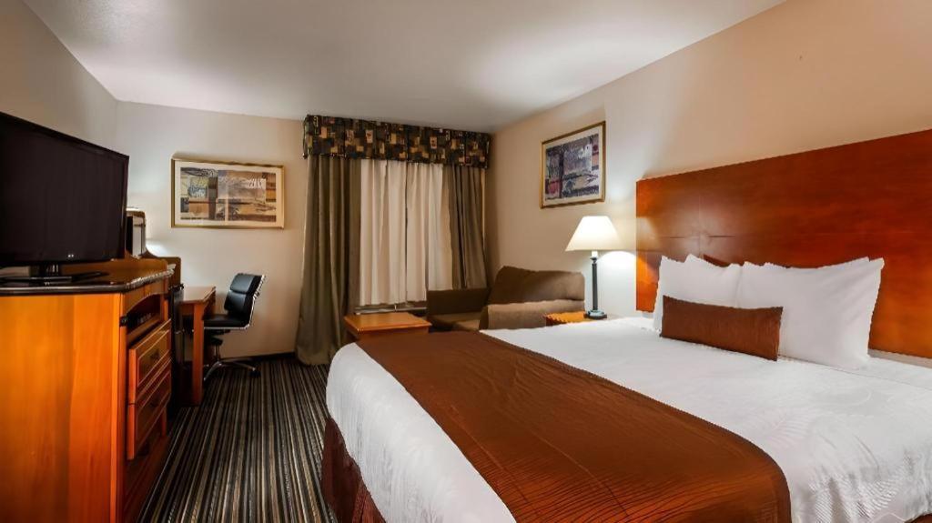 Best Western Plus Twin View Inn And Suites Redding Exteriér fotografie