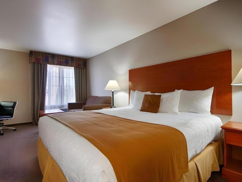 Best Western Plus Twin View Inn And Suites Redding Exteriér fotografie