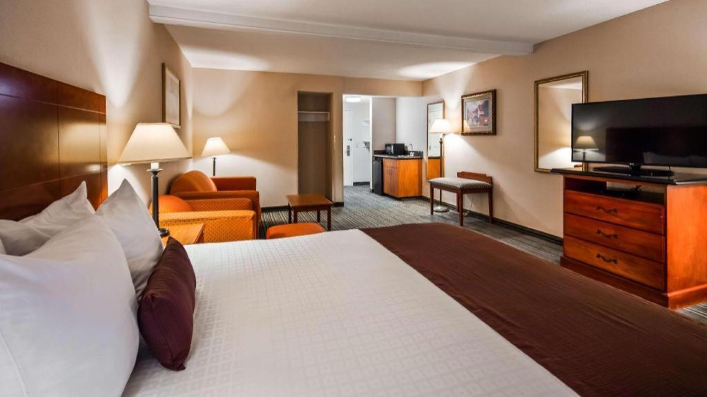Best Western Plus Twin View Inn And Suites Redding Exteriér fotografie