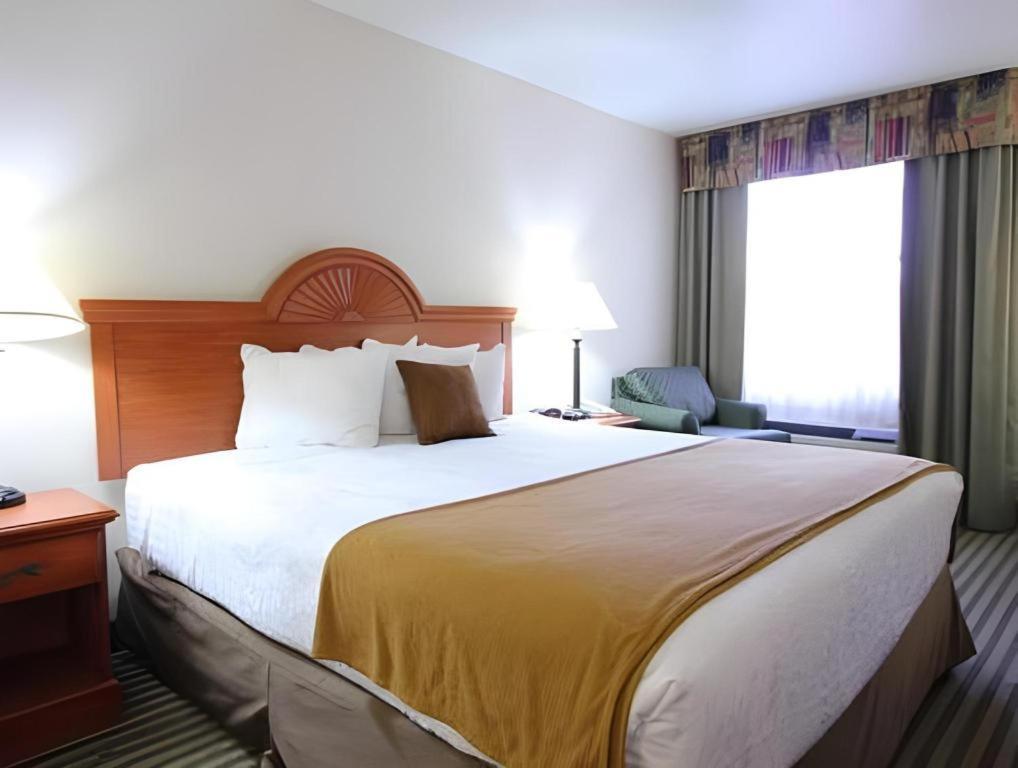 Best Western Plus Twin View Inn And Suites Redding Exteriér fotografie
